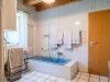 Badezimmer EG