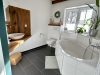 Bad mit Badewanne